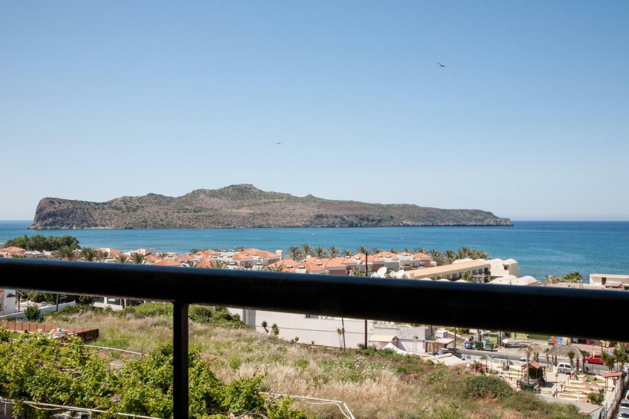 Ekavi Apartments Agia Marina  Exterior photo